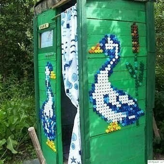 Несколько идей украшения дачи с помощью пластиковых крышек! Несколько идей украшения дачи с помощью пластиковых крышек!